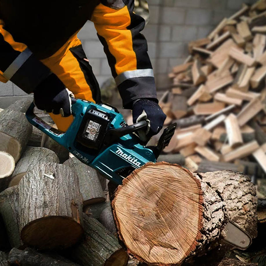 Аренда цепной электропилы Makita UC4050A в компании ГенПрокат