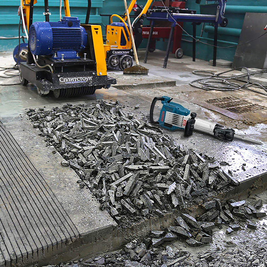 Аренда фрезеровальной машины Сплитстоун MCS-615E в компании ГенПрокат